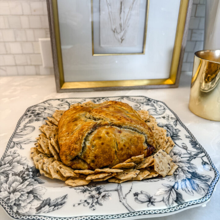 Blackberry Baked Brie in Puff Pastry
