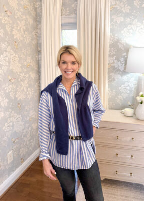 Jamie Tarence of Family Savvy posing in her bedroom